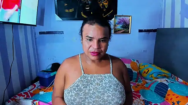 Snapshot of luciana_osorno chatting on 10, 2, 2025 luciana osorno online show from 10, 2, 2025