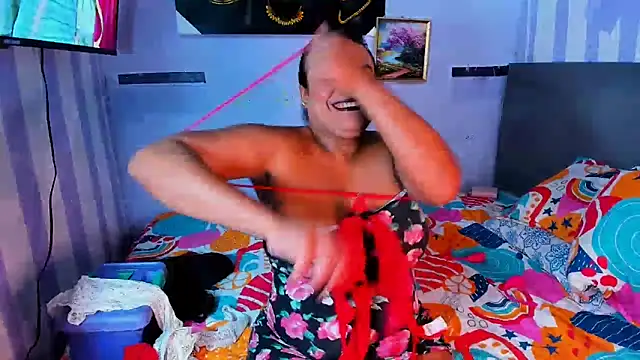 Snapshot of luciana_osorno chatting on 10, 2, 2025 luciana osorno online show from 10, 2, 2025