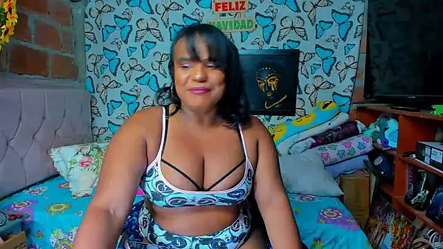 Snapshot of luciana_osorno chatting on 6, 2, 2026 luciana osorno online show from 6, 2, 2026