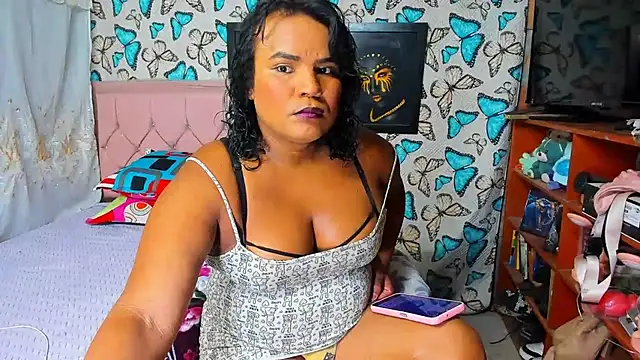 Snapshot of luciana_osorno chatting on 9, 2, 2026 luciana osorno online show from 9, 2, 2026