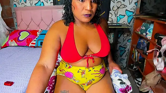 Snapshot of luciana_osorno chatting on 9, 2, 2026 luciana osorno online show from 9, 2, 2026