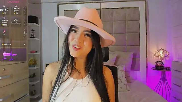 Victoria adaams online show from 11, 10, 2025