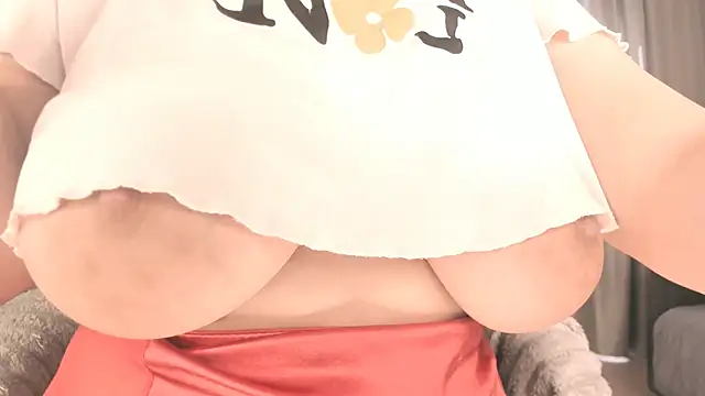 Snapshot of mia_lui chatting on 17, 7, 2026 mia lui online show from 17, 7, 2026