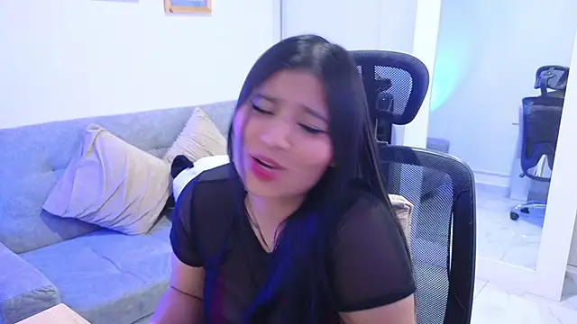 annylouis online show from 13, 12, 2025