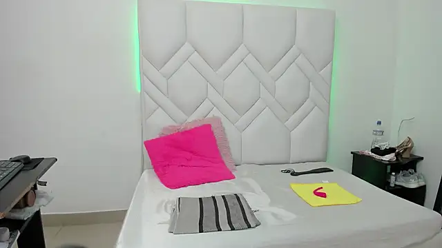 Mature Hard online show from 21, 2, 2025