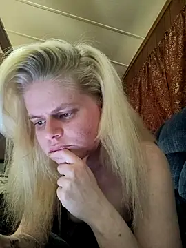 BadAssBitchMakayla online show from 27, 4, 2026
