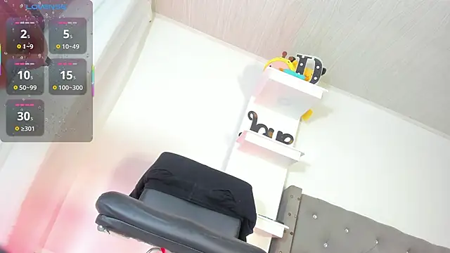 Snapshot of Daniela_Coks chatting on 8, 4, 2026 Daniela Coks online show from 8, 4, 2026