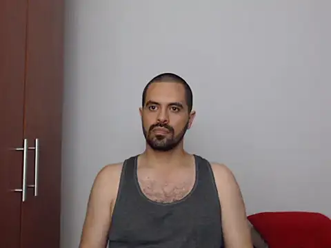 Snapshot of housex69 chatting on 14, 4, 2026 housex69 online show from 14, 4, 2026