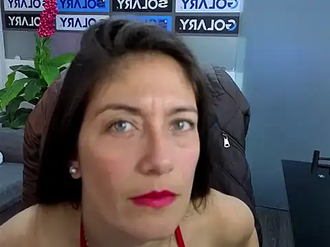 Snapshot of AnnyMilet_ chatting on 16, 2, 2026 AnnyMilet online show from 16, 2, 2026