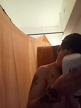 Snapshot of callmelouve chatting on 25, 9, 2025 callmelouve online show from 25, 9, 2025