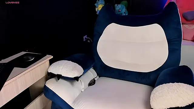 stelleknox  online show from 13, 3, 2026