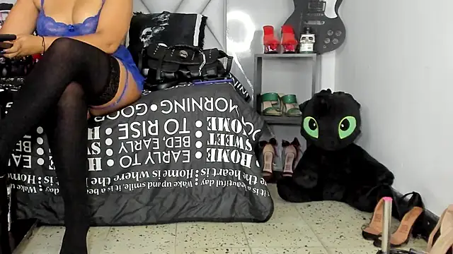 Snapshot of MirandaHaguen chatting on 5, 5, 2026 MirandaHaguen online show from 5, 5, 2026