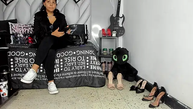 Snapshot of MirandaHaguen chatting on 7, 5, 2026 MirandaHaguen online show from 7, 5, 2026