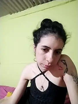 Snapshot of malarsa chatting on 4, 12, 2025 malarsa online show from 4, 12, 2025