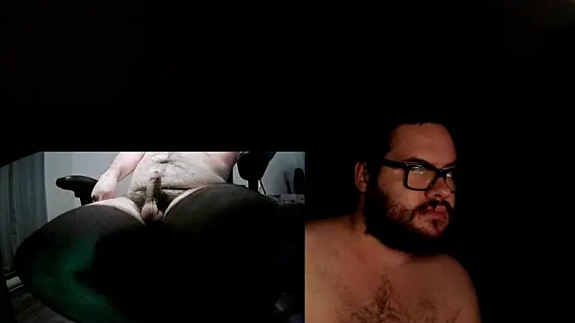 Snapshot of fck_boy123 chatting on 15, 4, 2026 fck boy123 online show from 15, 4, 2026