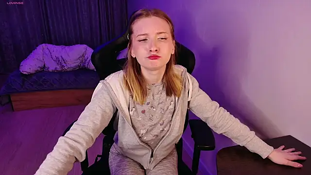 Snapshot of _whiteprincess chatting on 25, 2, 2025 whiteprincess online show from 25, 2, 2025