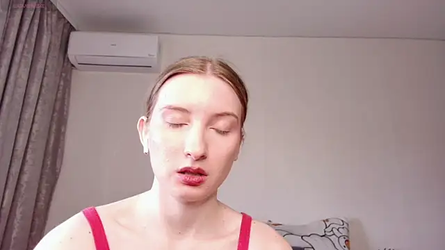 Snapshot of _whiteprincess chatting on 10, 3, 2025 whiteprincess online show from 10, 3, 2025