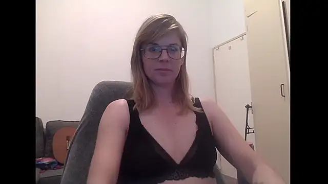 Snapshot of SavannaGirly chatting on 11, 1, 2026 SavannaGirly online show from 11, 1, 2026