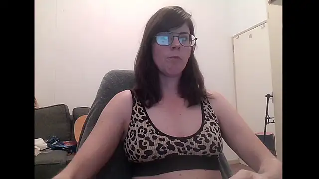 Snapshot of SavannaGirly chatting on 12, 1, 2026 SavannaGirly online show from 12, 1, 2026