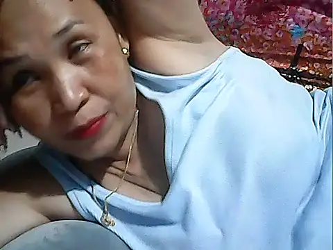 Snapshot of Lhadycarolyn chatting on 22, 4, 2026 Lhadycarolyn online show from 22, 4, 2026