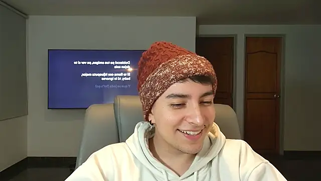 Snapshot of Jhoan_saenz chatting on 24, 10, 2025 Jhoan saenz online show from 24, 10, 2025