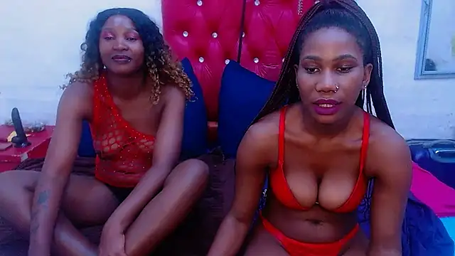 Snapshot of XSCARLETQUEENXX chatting on 16, 3, 2026 XSCARLETQUEENXX online show from 16, 3, 2026