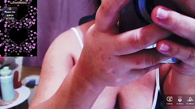 Snapshot of Alliayah_Hollyx chatting on 12, 9, 2025 Alliayah Hollyx online show from 12, 9, 2025