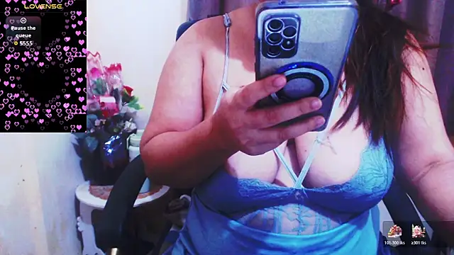 Alliayah Hollyx online show from 10, 11, 2025