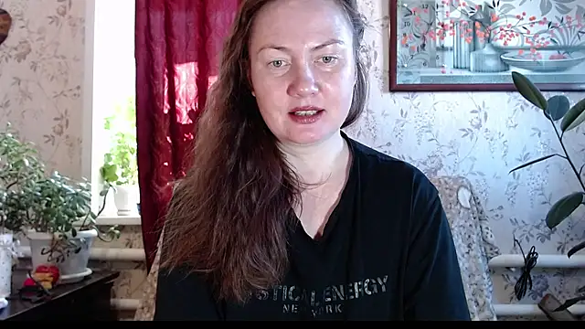Snapshot of EmilyDoth chatting on 9, 4, 2026 EmilyDoth online show from 9, 4, 2026