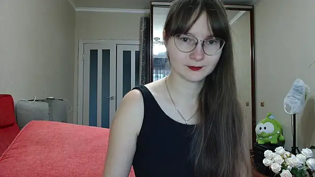 KiraGoldens online show from 27, 10, 2025