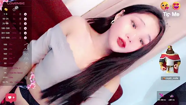 amomentoflust69 online show from 28, 3, 2026