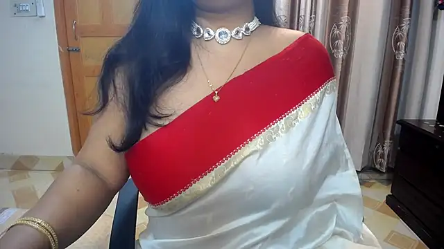 lady maeda  online show from 7, 12, 2024