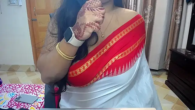 lady maeda  online show from 25, 12, 2024