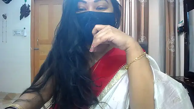 lady maeda  online show from 4, 2, 2025