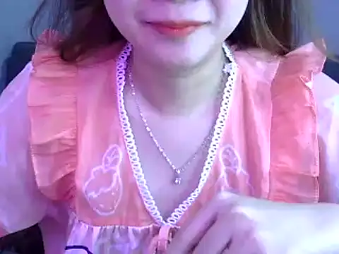 Snapshot of Bee_2k chatting on 7, 12, 2024 Bee 2k online show from 7, 12, 2024