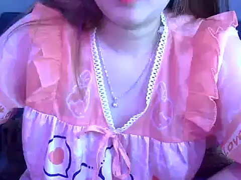 Snapshot of Bee_2k chatting on 25, 12, 2024 Bee 2k online show from 25, 12, 2024