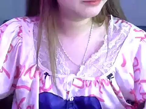 Snapshot of Bee_2k chatting on 9, 1, 2025 Bee 2k online show from 9, 1, 2025