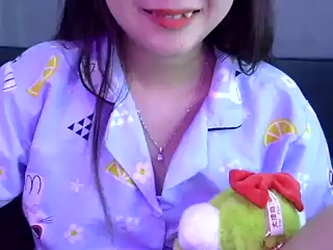 Snapshot of Bee_2k chatting on 22, 1, 2025 Bee 2k online show from 22, 1, 2025