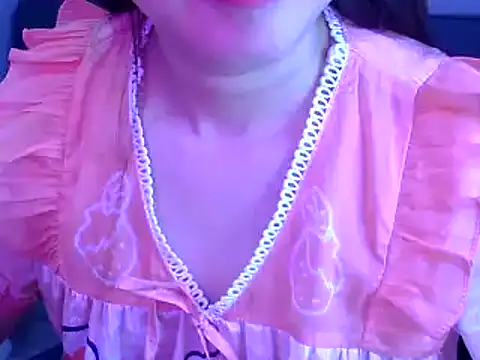 Snapshot of Bee_2k chatting on 25, 6, 2026 Bee 2k online show from 25, 6, 2026