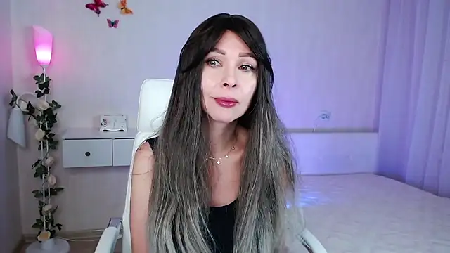 wendifoste online show from 5, 12, 2024