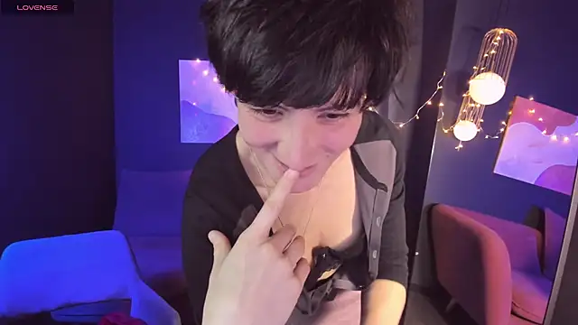 Snapshot of LorenDaze chatting on 10, 1, 2025 LorenDaze online show from 10, 1, 2025