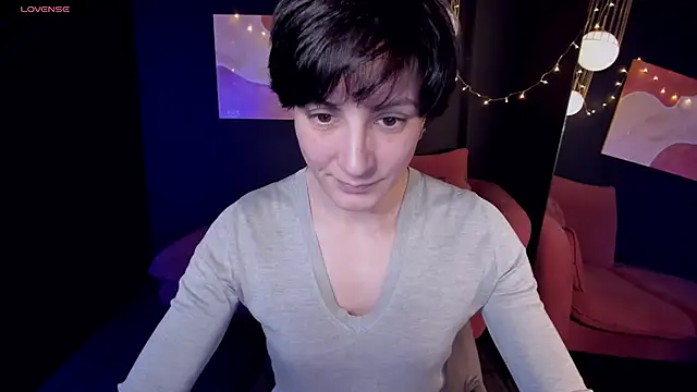 Snapshot of LorenDaze chatting on 25, 1, 2025 LorenDaze online show from 25, 1, 2025