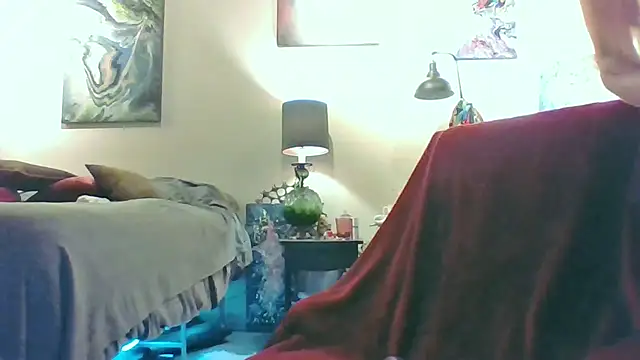 eatmeplease44 online show from 5, 10, 2025