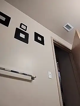 eatmeplease44 online show from 13, 2, 2026