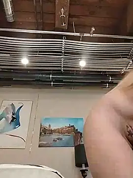 Snapshot of eatmeplease44 chatting on 1, 6, 2026 eatmeplease44 online show from 1, 6, 2026