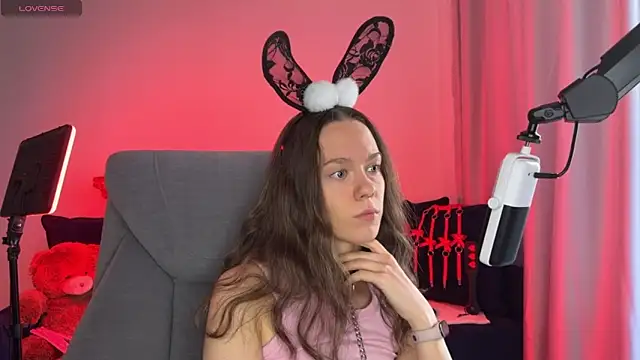 DivineBite online show from 2, 10, 2025