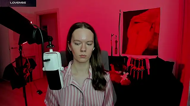 DivineBite online show from 4, 4, 2026