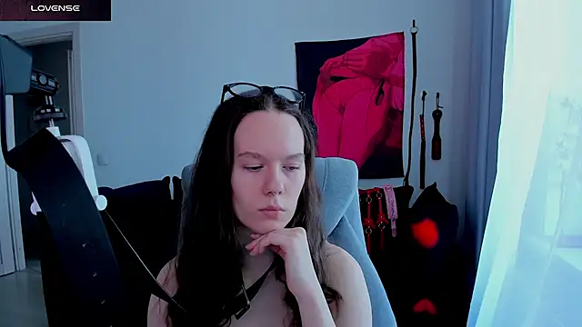 DivineBite online show from 17, 5, 2026