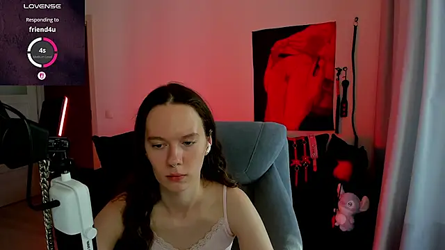 Snapshot of DivineBite chatting on 18, 7, 2026 DivineBite online show from 18, 7, 2026