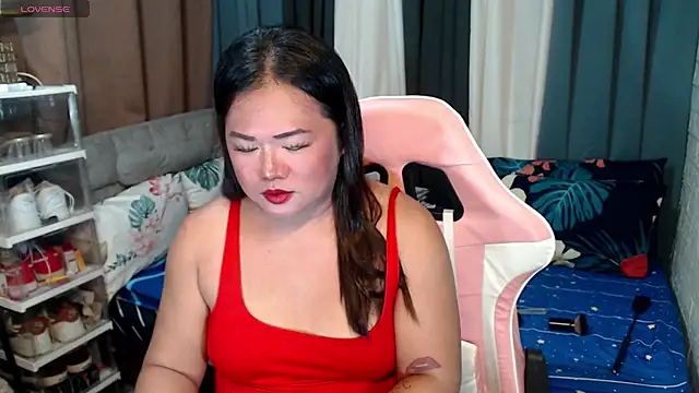 Snapshot of MagnificatMistress chatting on 3, 12, 2024 MagnificatMistress online show from 3, 12, 2024